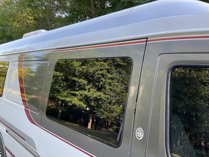 2004 Dodge Sprinter 2500 Gulf Stream Coach Vista Cruiser  SHC photo 47