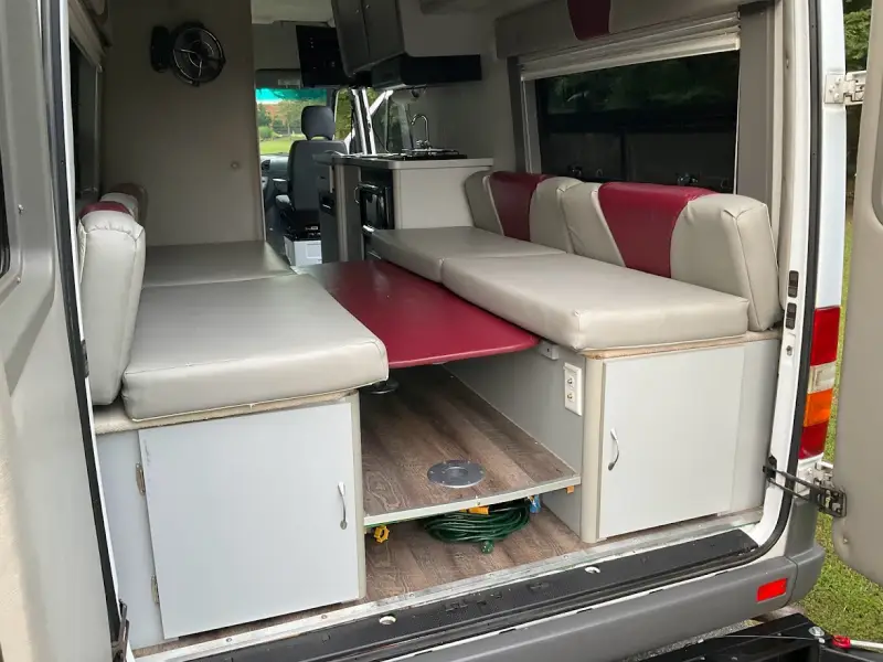 2004 Dodge Sprinter 2500 Gulf Stream Coach Vista Cruiser  SHC photo 107