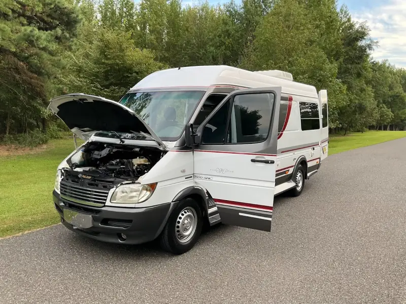 2004 Dodge Sprinter 2500 Gulf Stream Coach Vista Cruiser  SHC photo 10