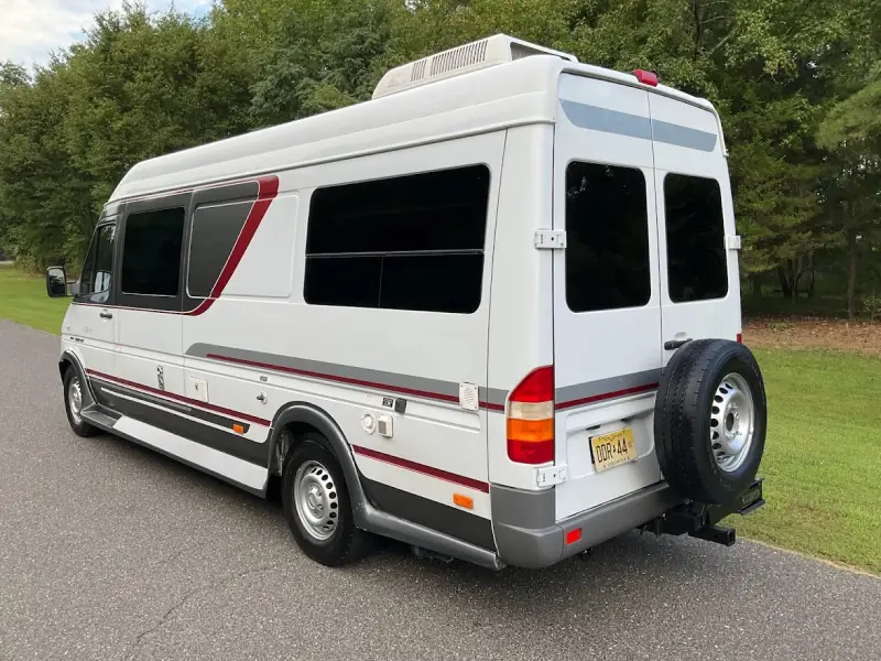 2004 Dodge Sprinter 2500 Gulf Stream Coach Vista Cruiser  SHC photo 13