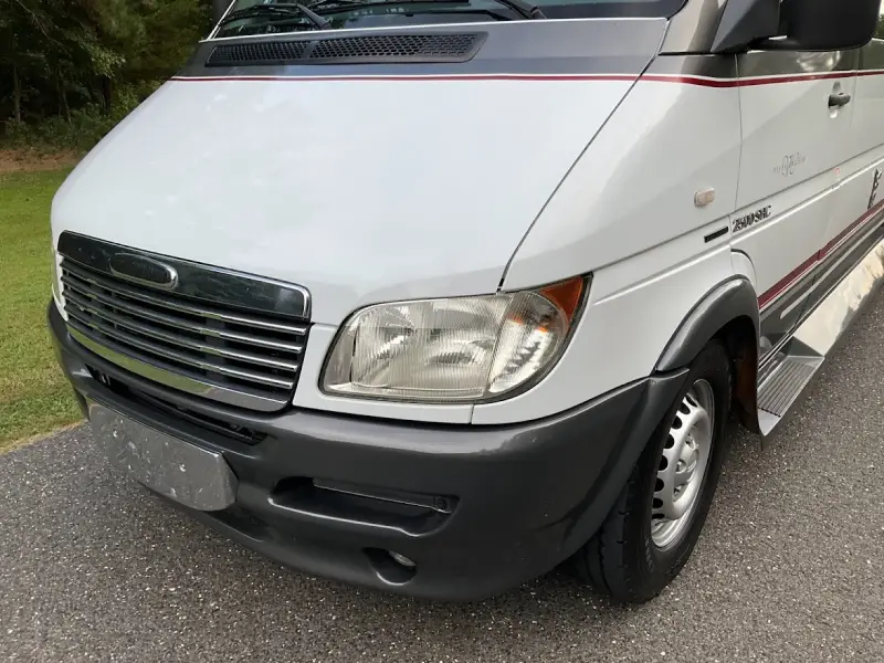 2004 Dodge Sprinter 2500 Gulf Stream Coach Vista Cruiser  SHC photo 30