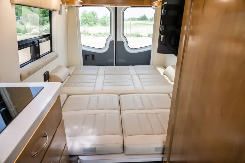 2019 Coachmen Galleria 24FL 4x4 photo 111