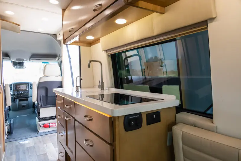 2019 Coachmen Galleria 24FL 4x4 photo 100