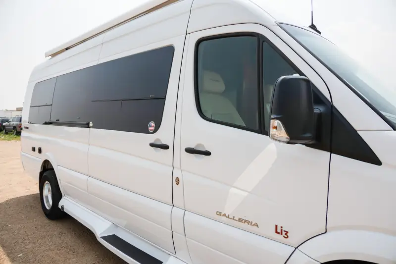 2019 Coachmen Galleria 24FL 4x4 photo 25