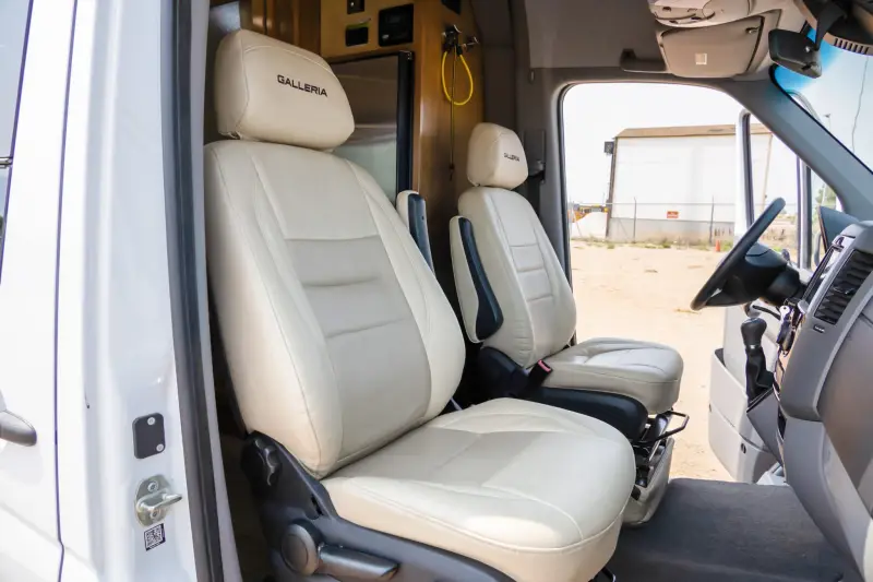 2019 Coachmen Galleria 24FL 4x4 photo 65