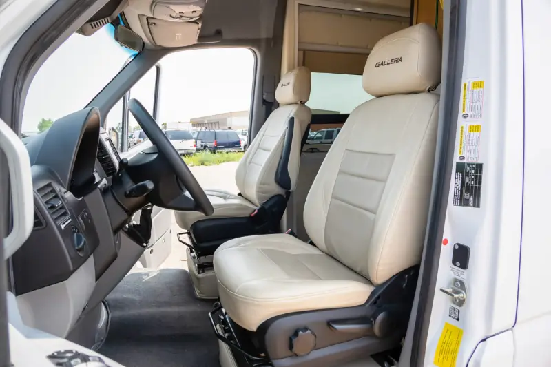 2019 Coachmen Galleria 24FL 4x4 photo 58