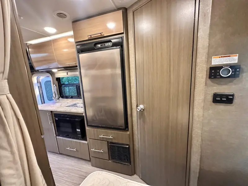 2018 Thor Motor Coach Compass 23TB photo 100