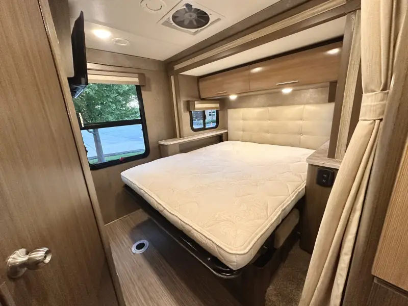 2018 Thor Motor Coach Compass 23TB photo 122