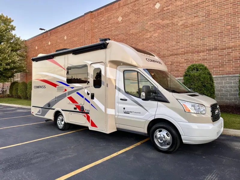 2018 Thor Motor Coach Compass 23TB photo 11