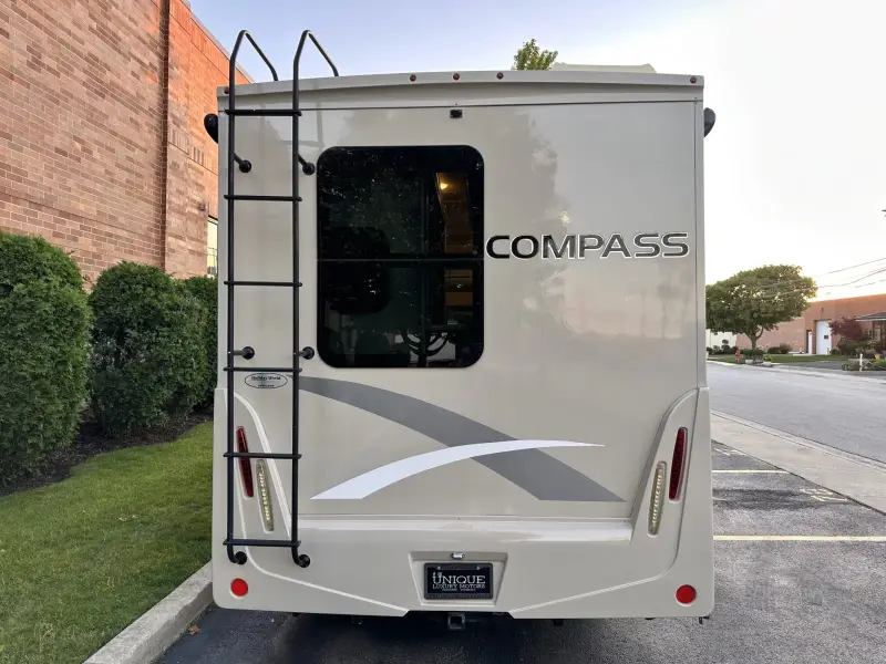 2018 Thor Motor Coach Compass 23TB photo 19
