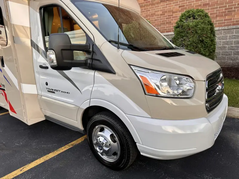 2018 Thor Motor Coach Compass 23TB photo 38