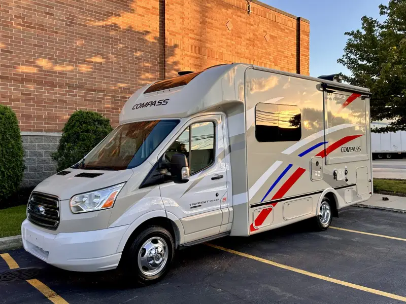 2018 Thor Motor Coach Compass 23TB photo 6