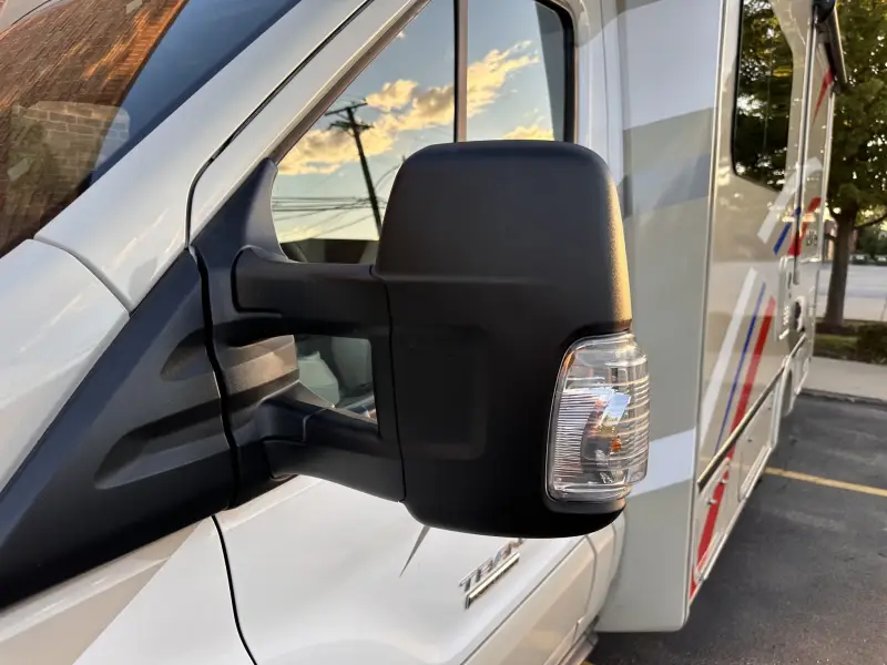 2018 Thor Motor Coach Compass 23TB photo 39