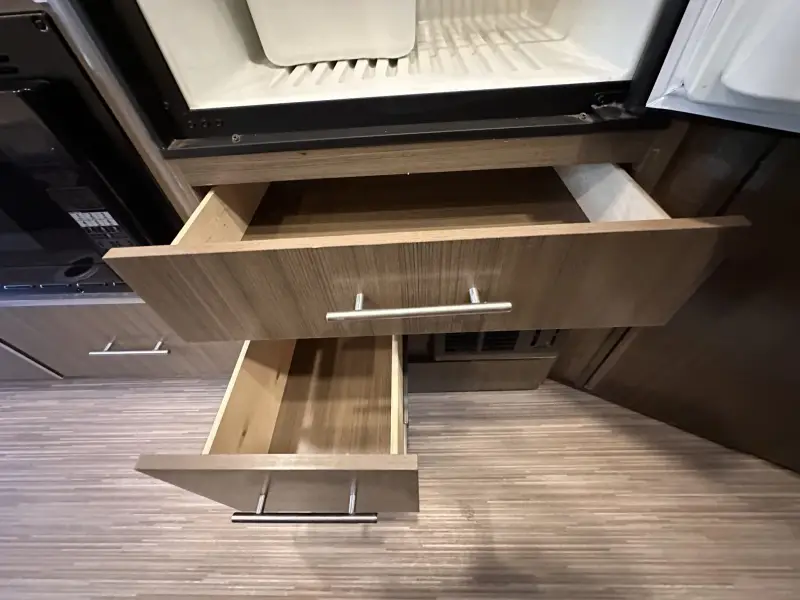 2018 Thor Motor Coach Compass 23TB photo 105