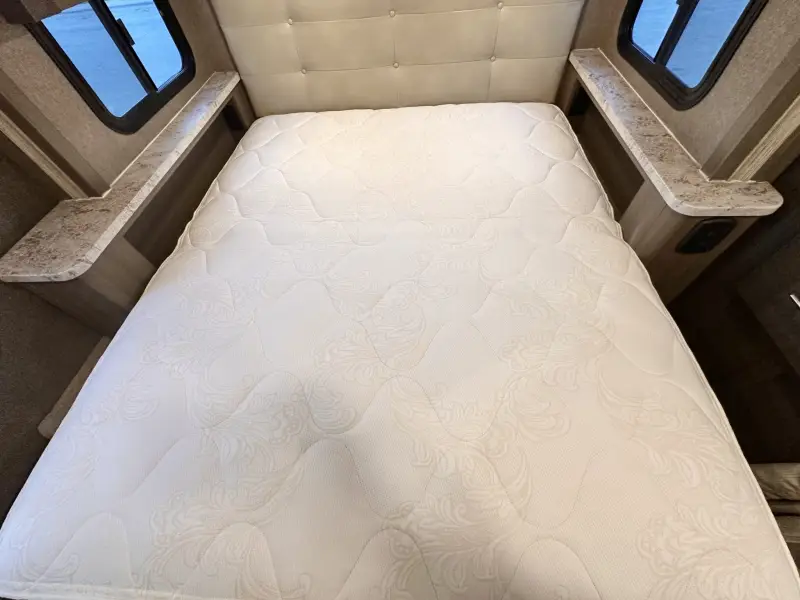 2018 Thor Motor Coach Compass 23TB photo 125
