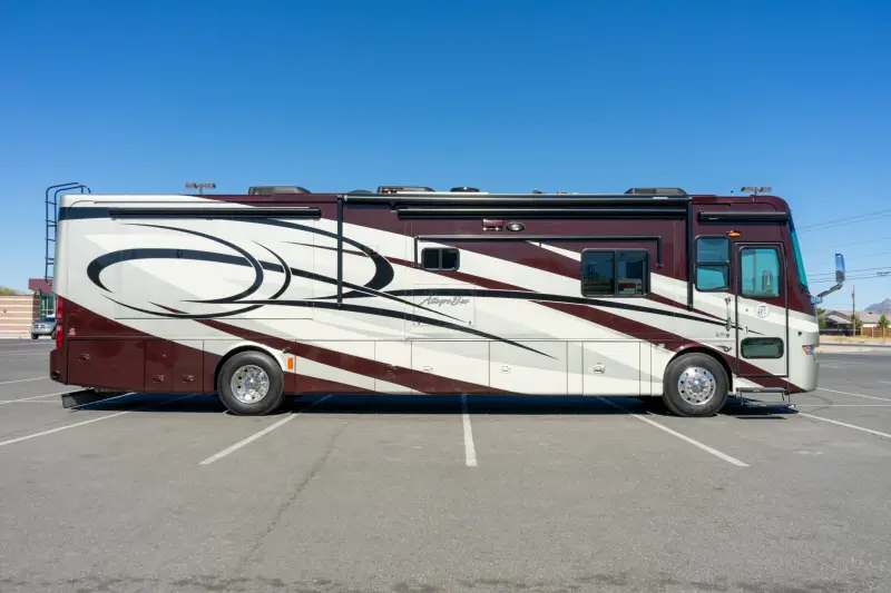 2011 Tiffin Allegro Bus 40 QXP photo 4