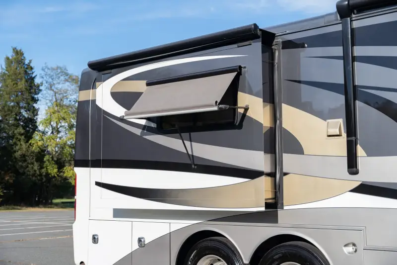 2009 Holiday Rambler Scepter 42PDQ photo 17