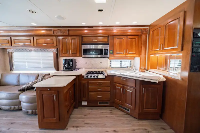 2009 Holiday Rambler Scepter 42PDQ photo 90