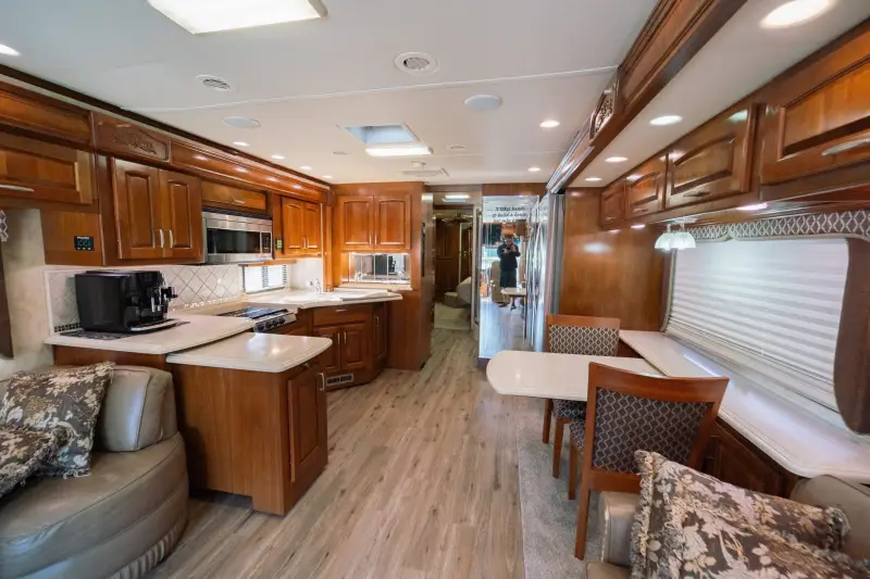 2009 Holiday Rambler Scepter 42PDQ photo 86