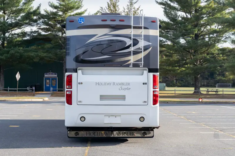 2009 Holiday Rambler Scepter 42PDQ photo 4