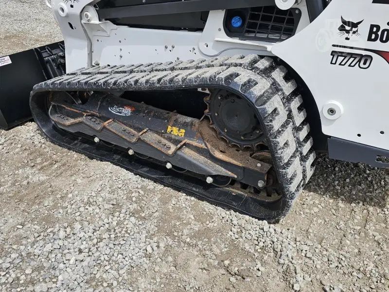 2022 Bobcat T770 photo 16
