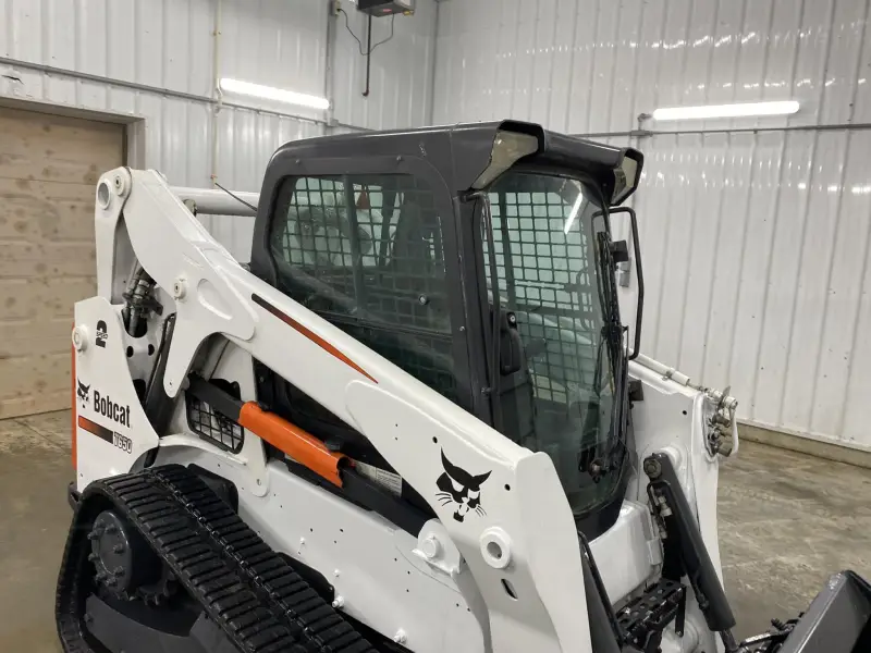 2014 Bobcat T650 photo 10