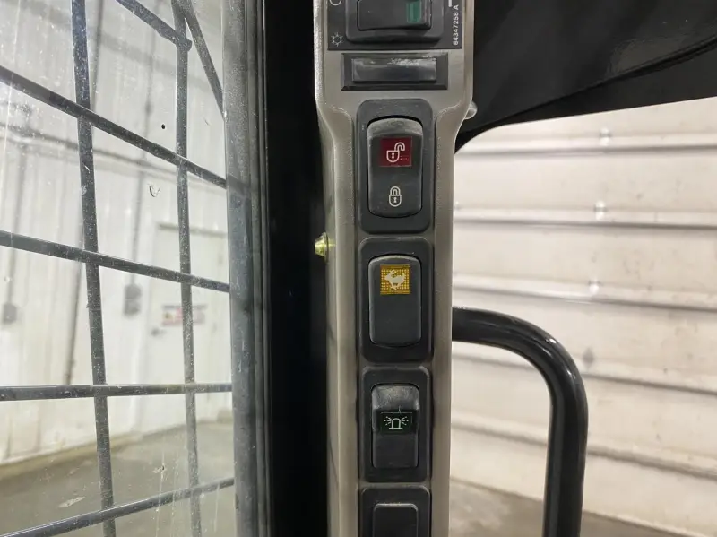 2015 Case TR340 photo 2