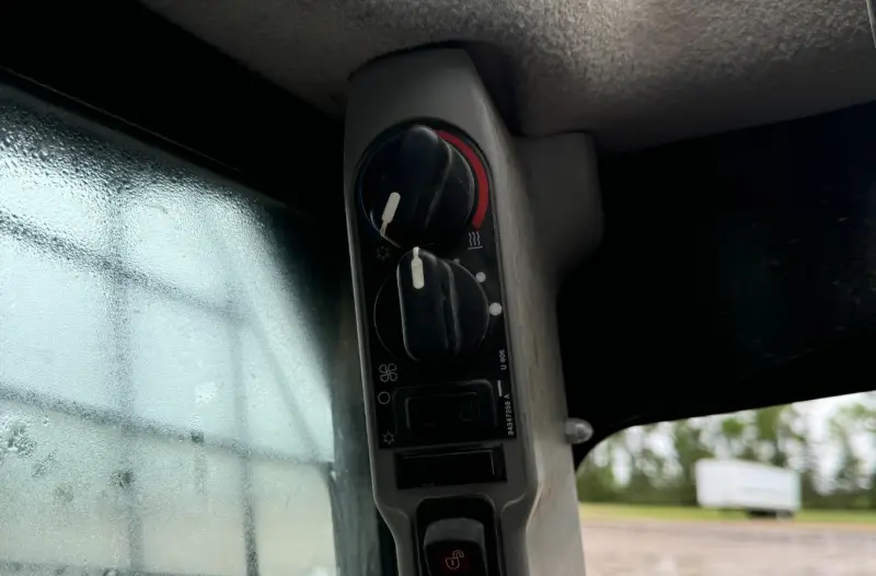 2019 Case TR340 photo 8