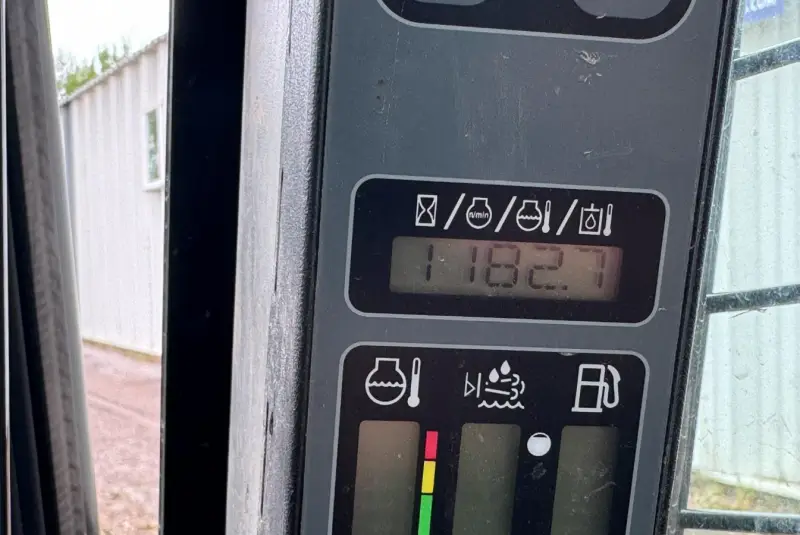 2019 Case TR340 photo 3