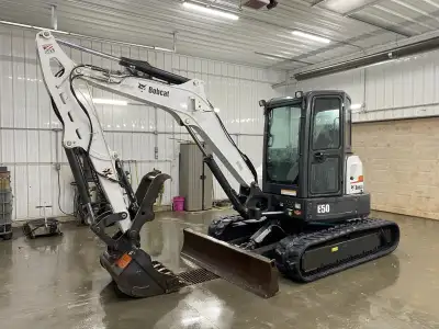 2015 Bobcat E50
