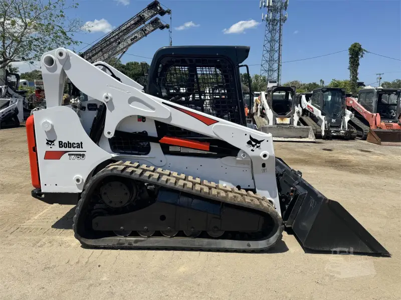 2014 Bobcat T750 photo 15