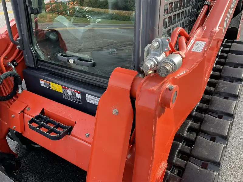 2016 Kubota SVL 75-2 photo 30