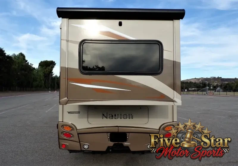 2017 Winnebago Navion 24G photo 30