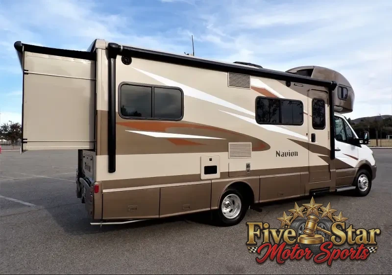2017 Winnebago Navion 24G photo 28