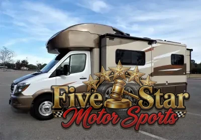 2017 Winnebago Navion 24G