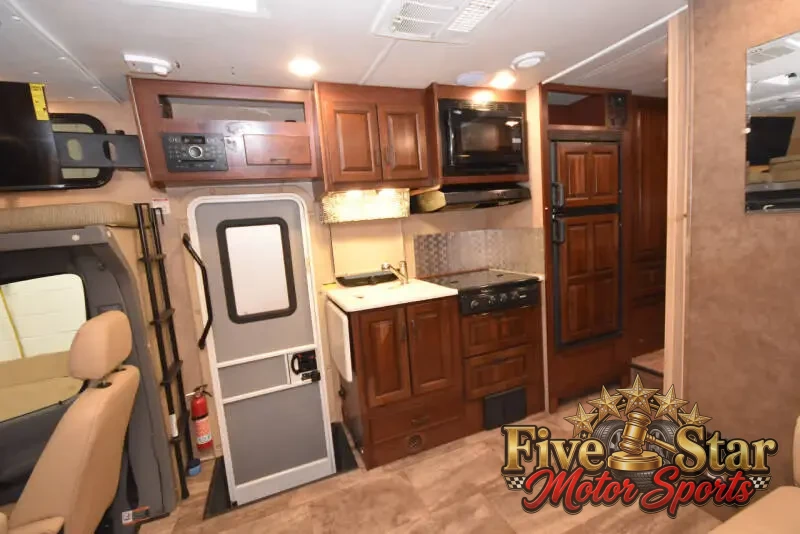 2017 Forest River Sunseeker 2400R photo 18
