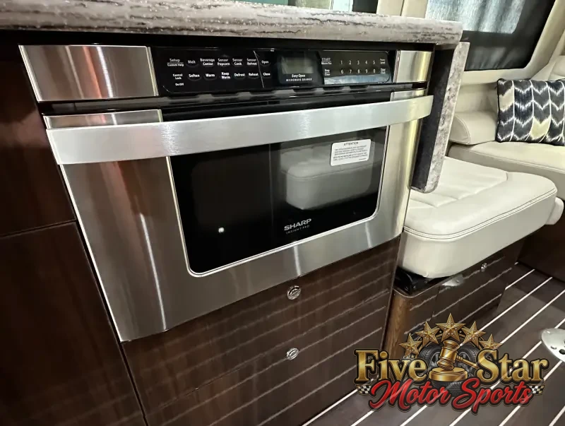 2016 Airstream Interstate EXT Grand Tour Series photo 40