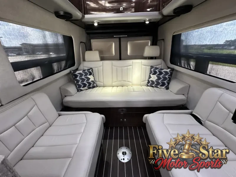 2016 Airstream Interstate EXT Grand Tour Series photo 24