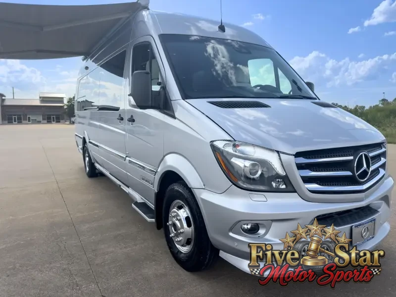 2016 Airstream Interstate EXT Grand Tour Series photo 13