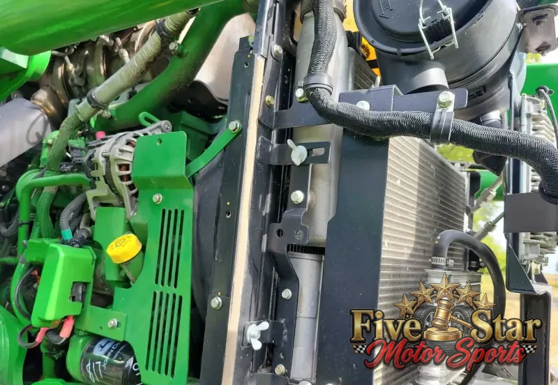 2015 John Deere 5075E photo 78