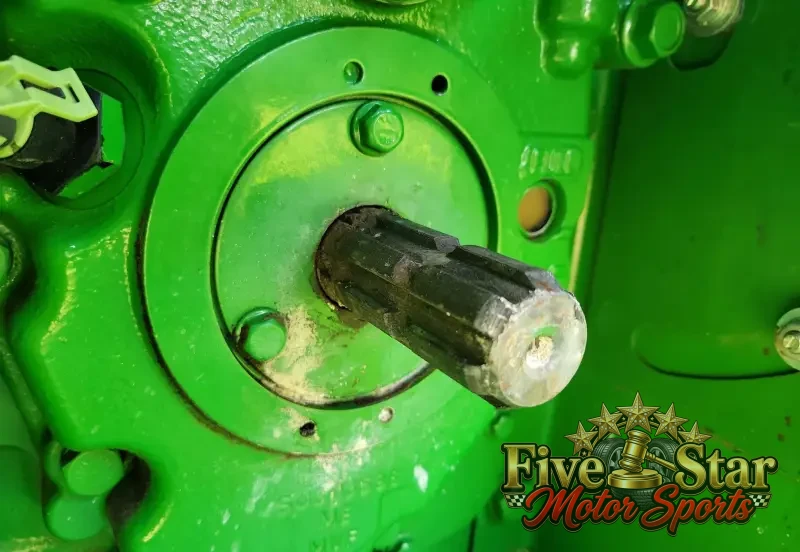 2015 John Deere 5075E photo 35