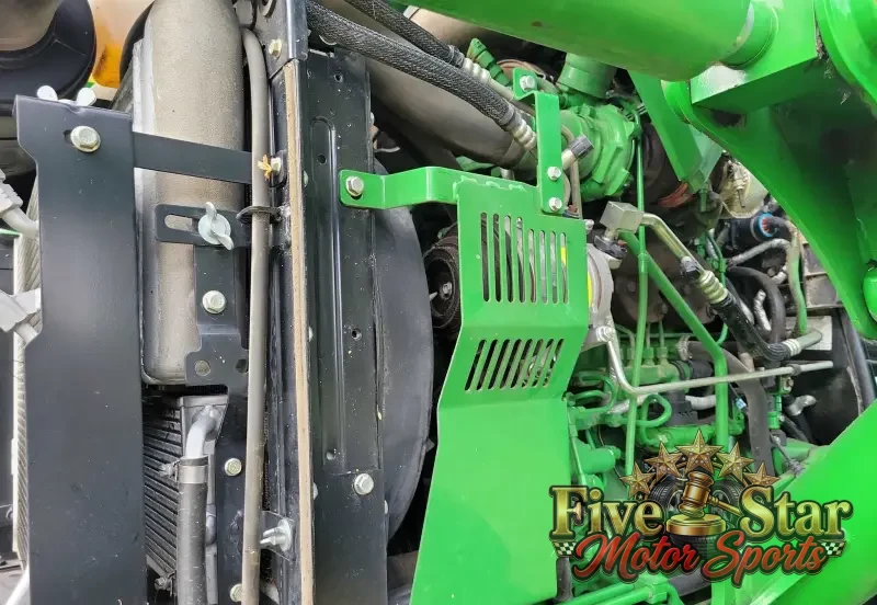 2015 John Deere 5075E photo 68