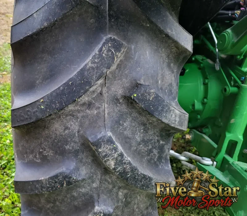 2015 John Deere 5075E photo 88