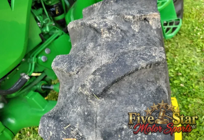 2015 John Deere 5075E photo 92