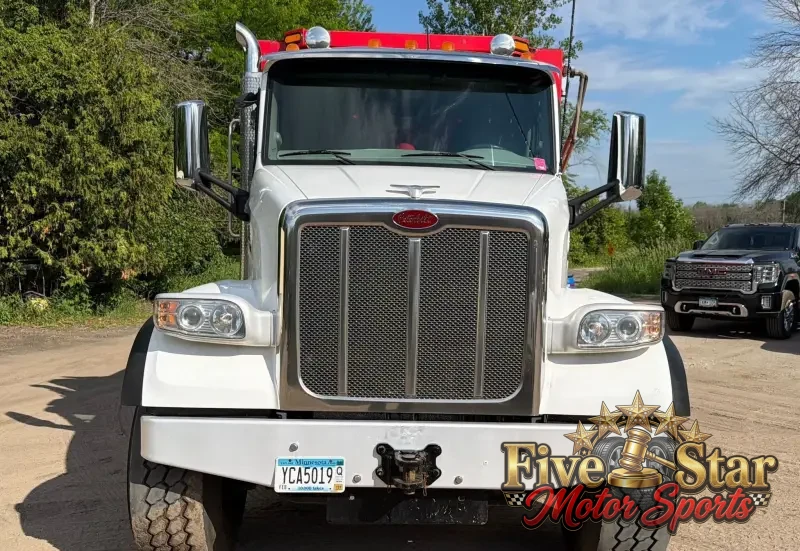 2021 Peterbilt 567 Quad-Axle Dump Truck photo 2