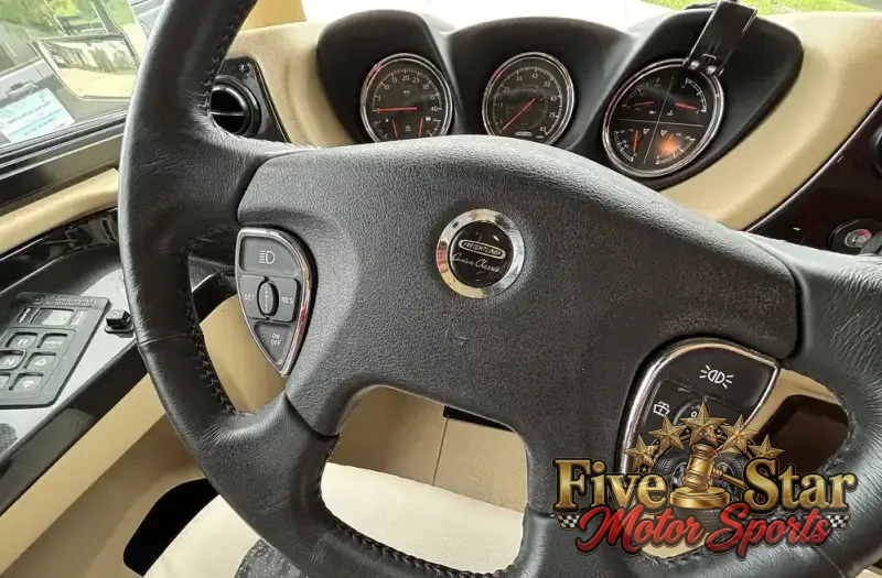 2016 Tiffin Phaeton 36GH photo 108
