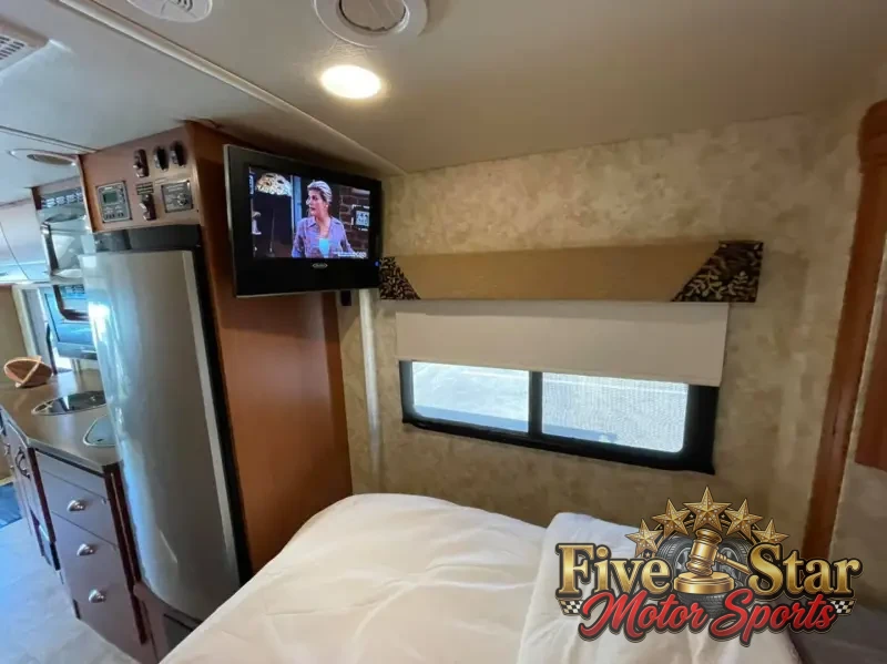 2014 Winnebago View 24g photo 10