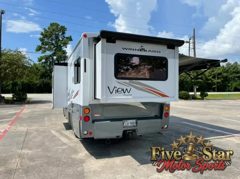 2014 Winnebago View 24g photo 23