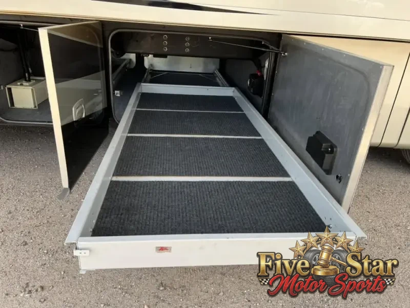2011 Tiffin Allegro Red 36QSA photo 17