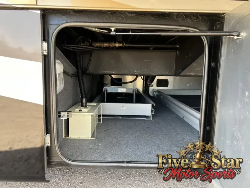 2011 Tiffin Allegro Red 36QSA photo 14